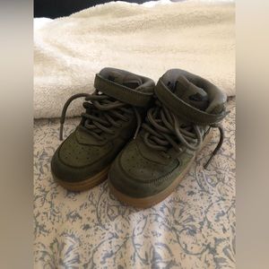 Nike Air Force ones toddler sz 8
